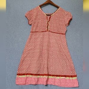 Souchii red pink zig zag short sleeved midi dress. Size large